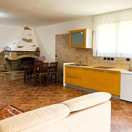 Piano Terra In Con Piscina * Poggio dei Pini